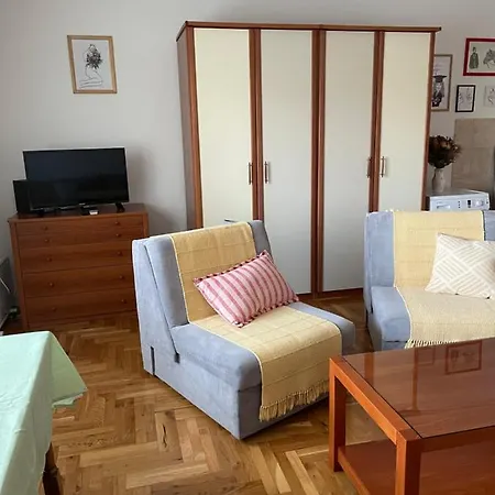 Obalom Trebisnjice Apartman Trebinje